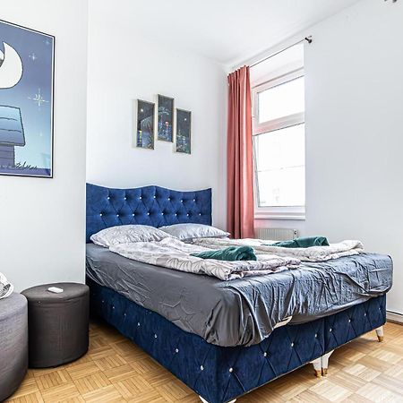 Near Schoenbrunn - Economy Rooms In Shared Apartment At Meidling Train Station Wien Eksteriør bilde